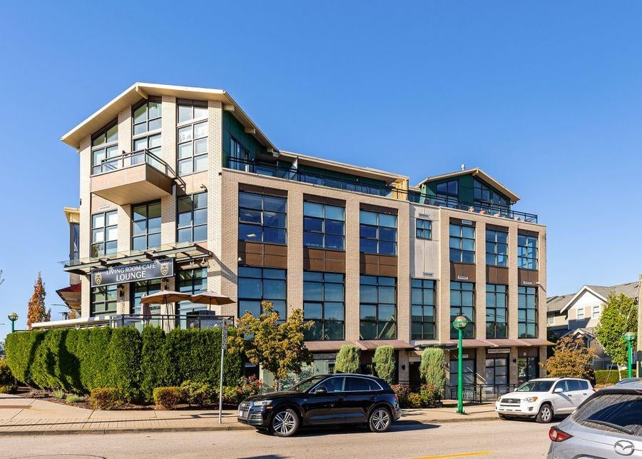 405-3255 Smith Ave