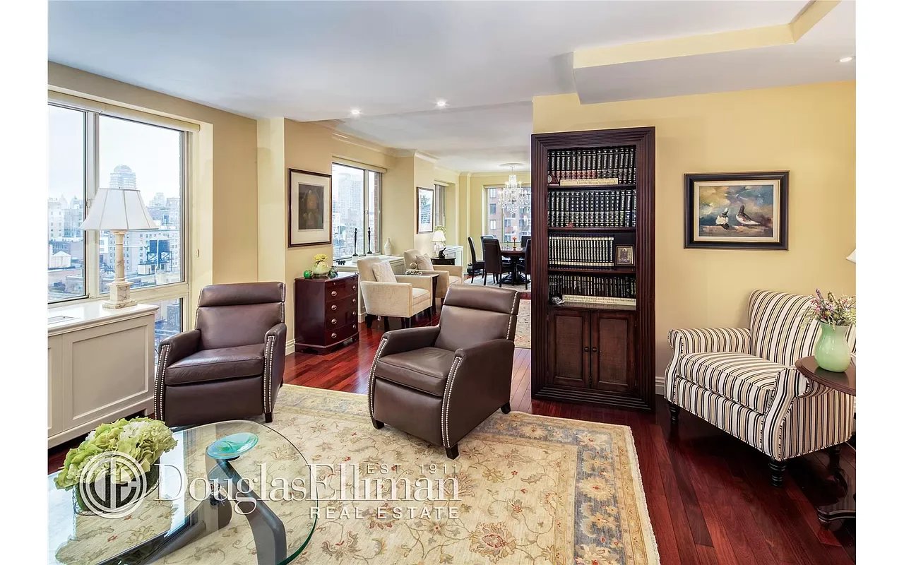 201 East 80th Street Unit: 16A