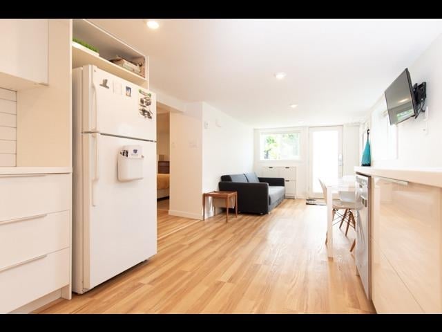 976 E 26th Avenue, Vancouver
