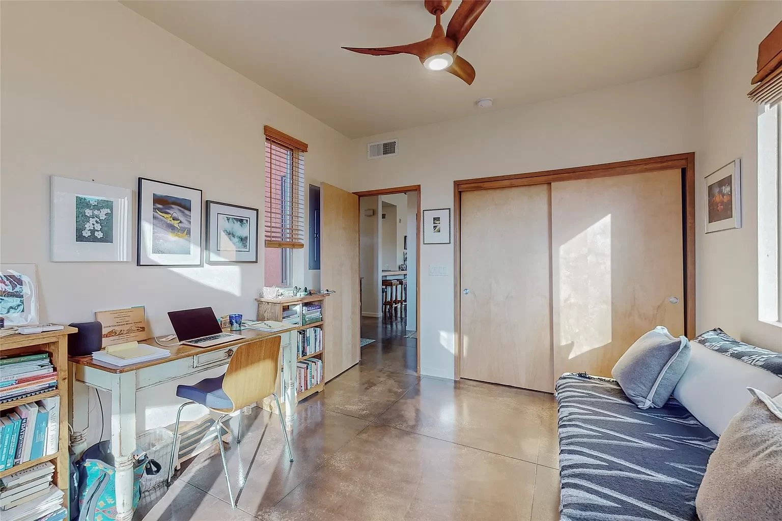 604 Avenida Villa Hermosa #201