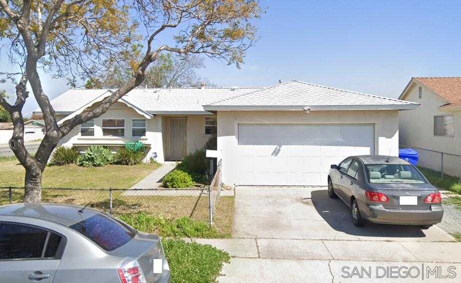7393 Hightree Ln