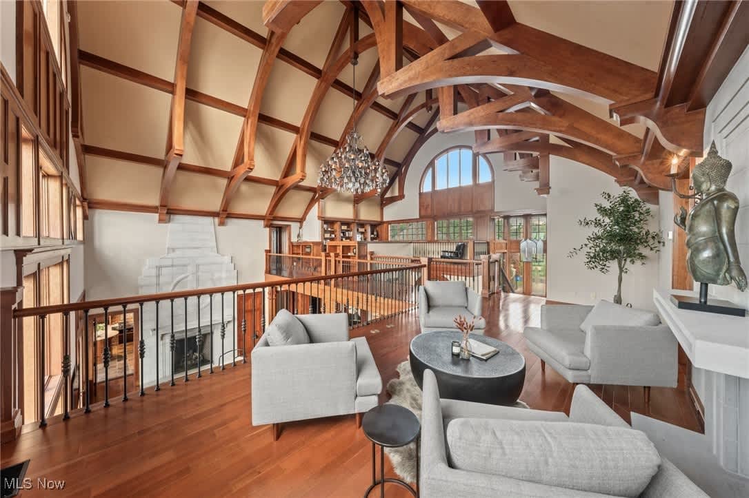 14 Colony Ln