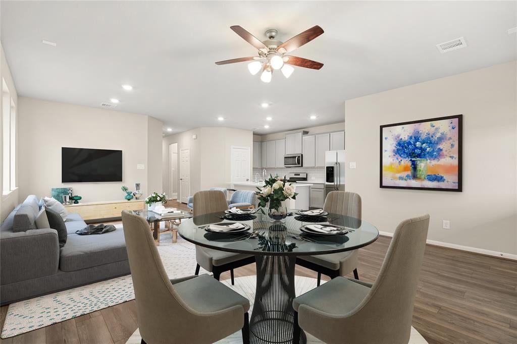 32410 Elmwood Manor