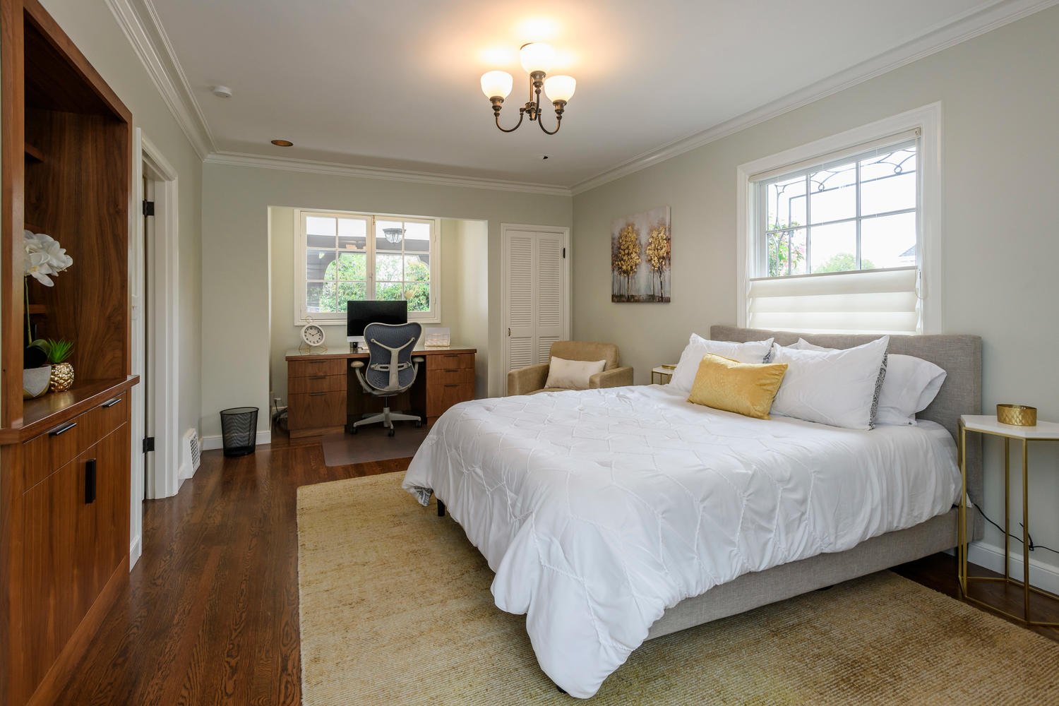 556 Ravenscourt Road
