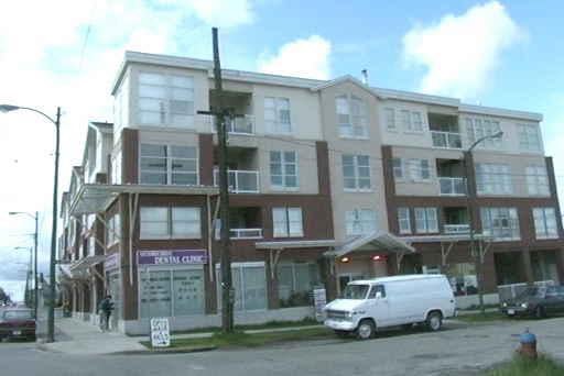 305-1958 E 47th Ave