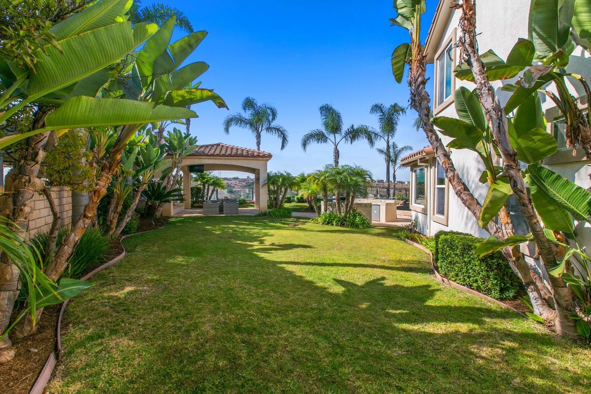 5255 Raven Hill Point