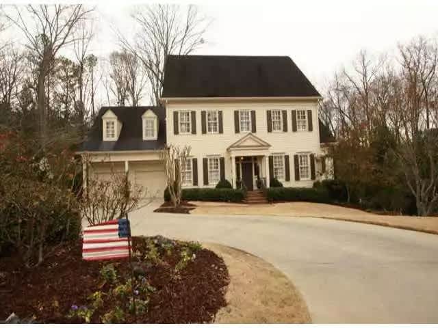 320 Old Powers Ln