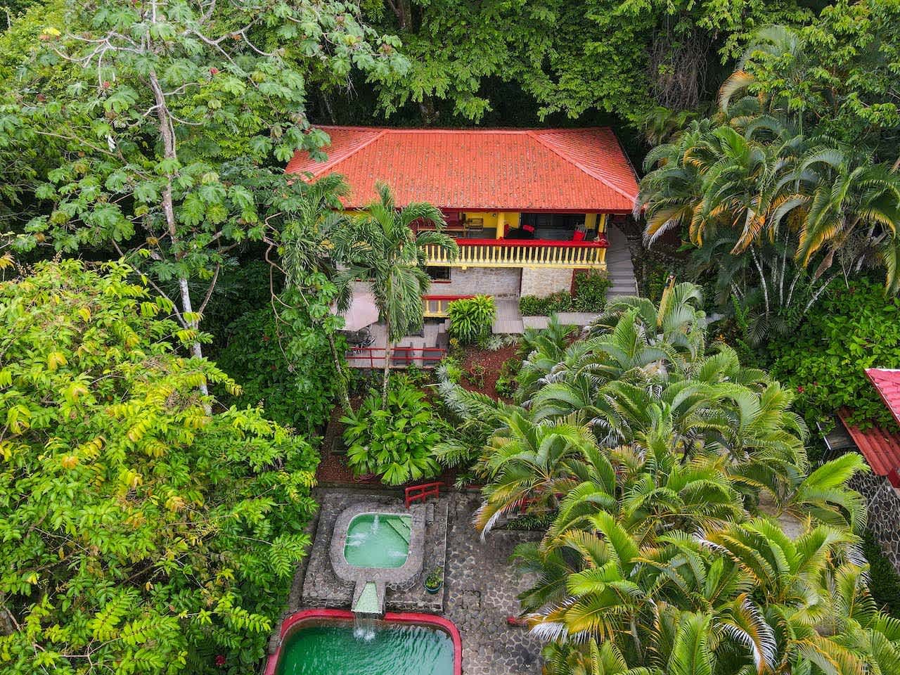 CASA MARIPOSA CONDOMINIUM IN THE HEARTH OF MANUEL ANTONIO