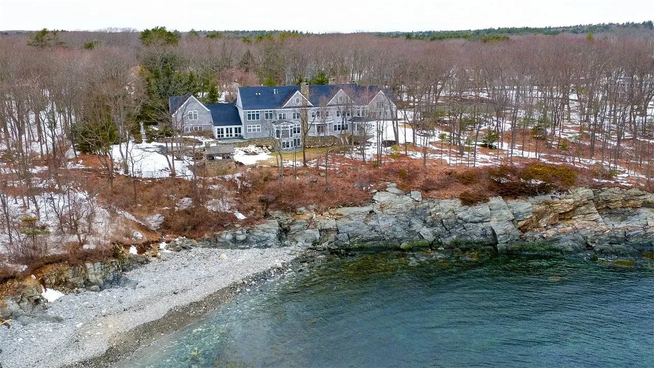 Home For Sale – 1172 Shore Road, Cape Elizabeth, Maine 04107