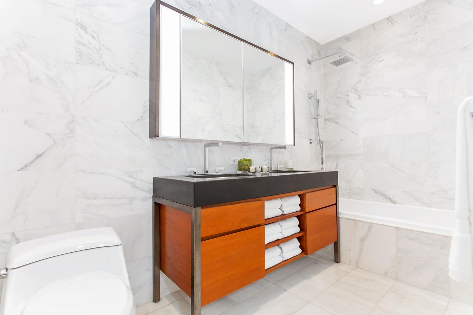 75 Wall Street, Apt 19-R