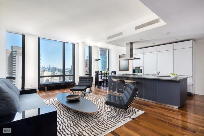 101 Warren St., Apt #2530