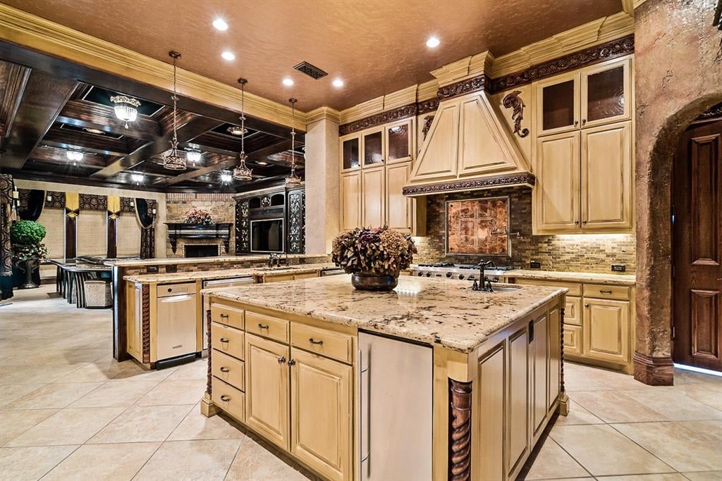 9553 Bella Terra Dr