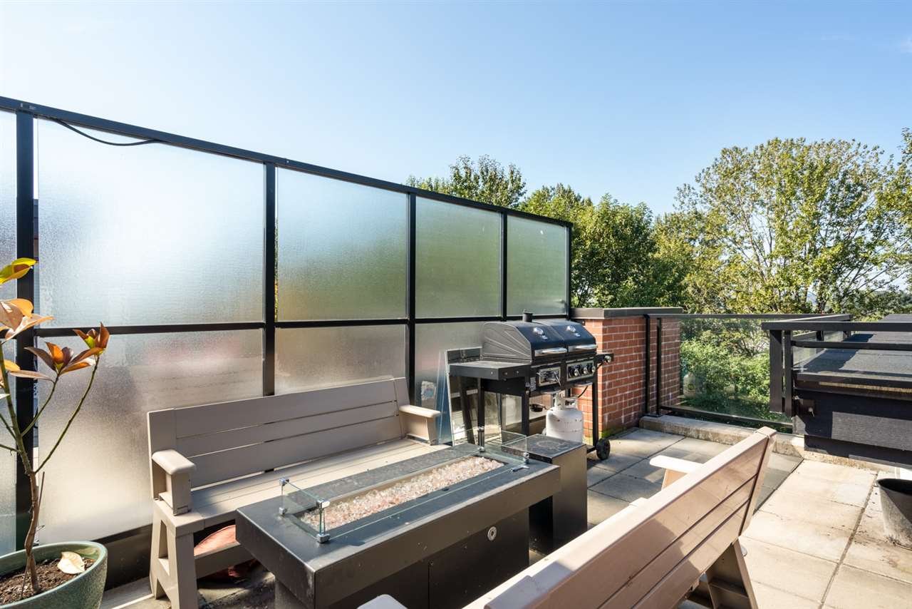 632-733 W 3rd St