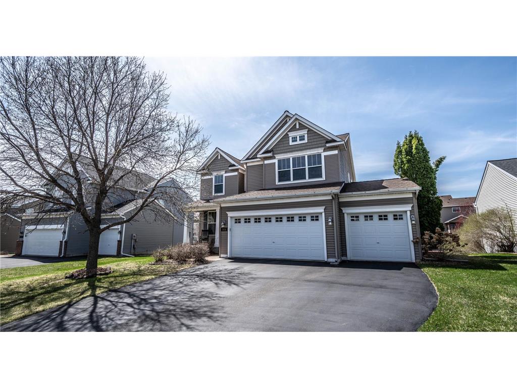 1814 Penstemon Lane, Shakopee, MN 55379-3162