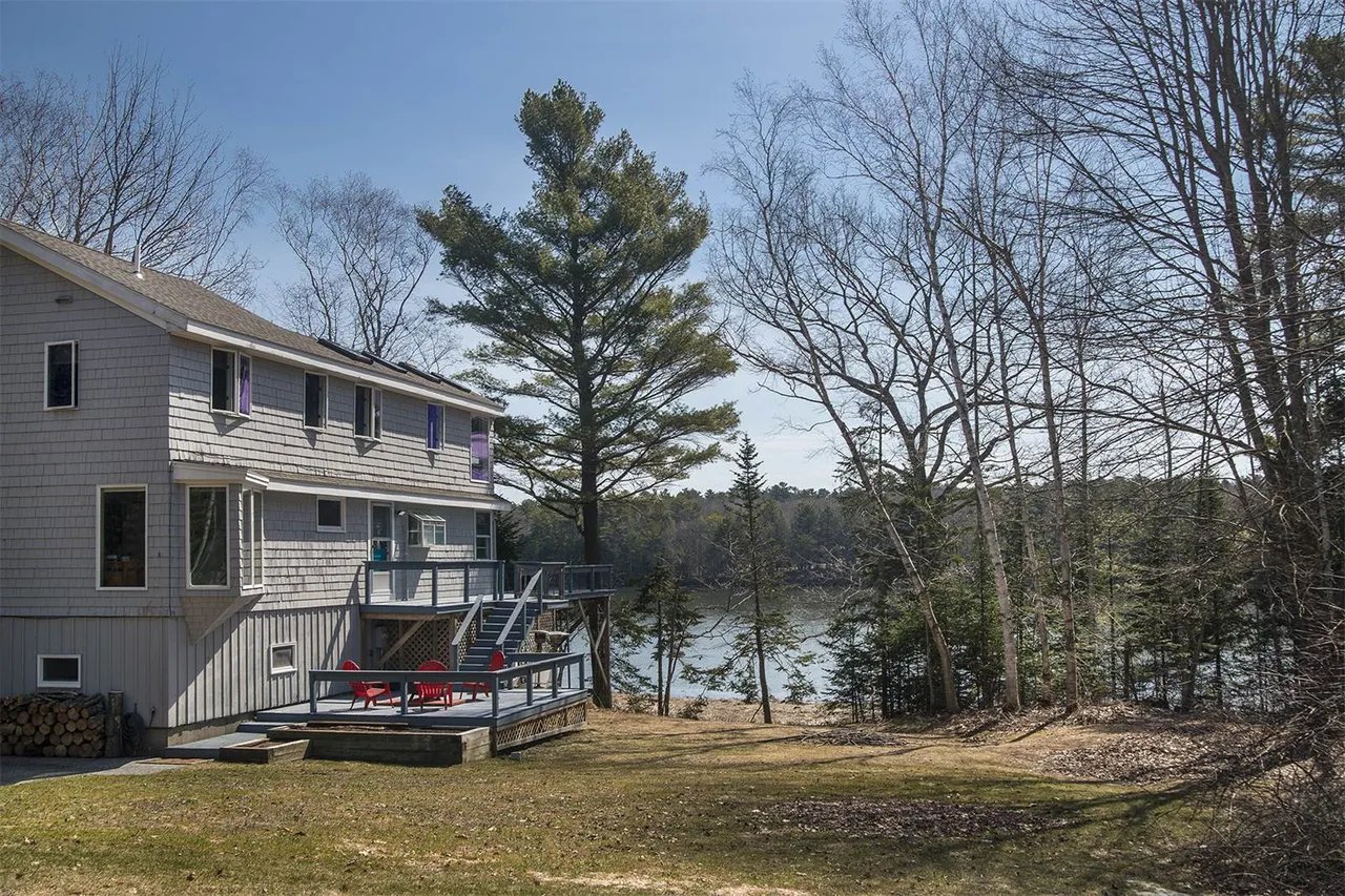 Home For Sale – 106 Tidewater Lane, Yarmouth, Maine 04096