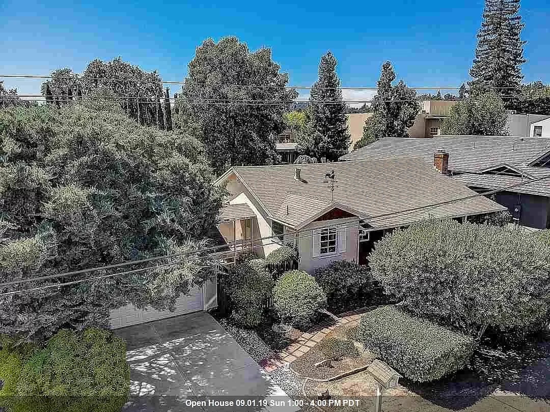 1025 Willow Dr