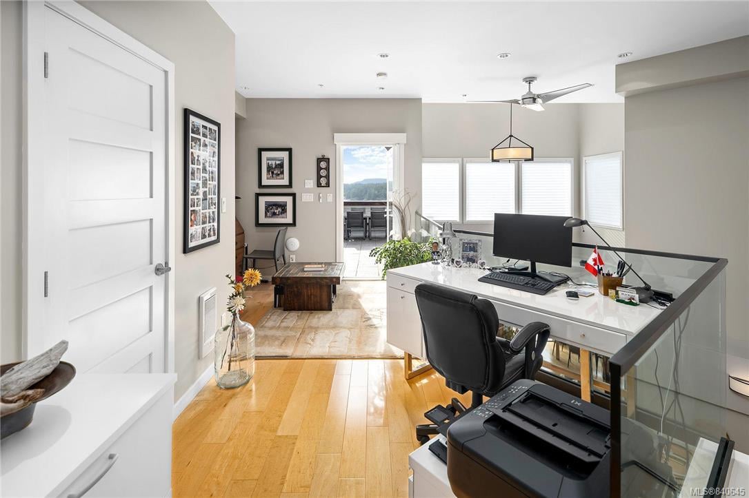 408-6591 Lincroft Rd
