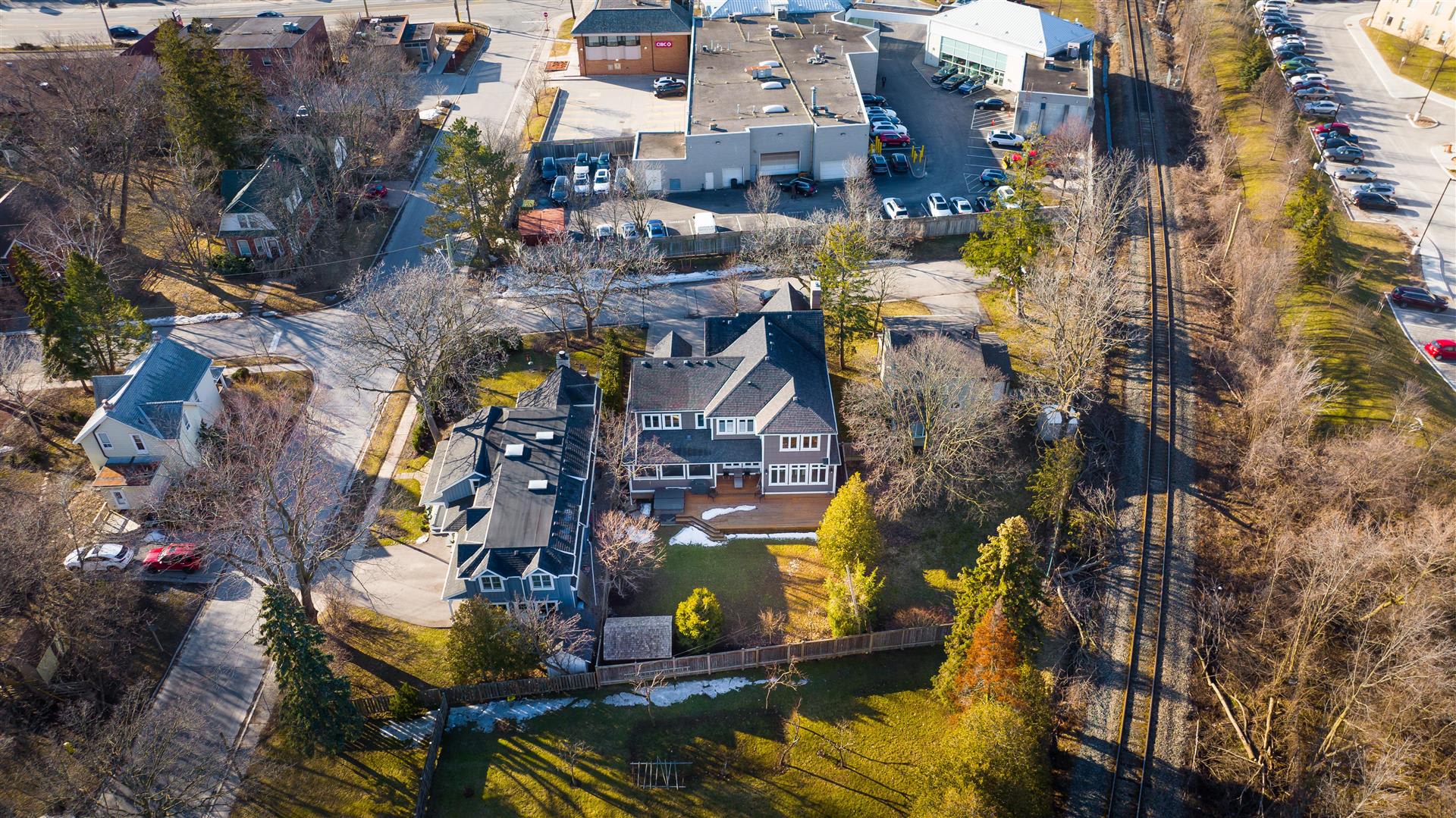 22 Pavillion St