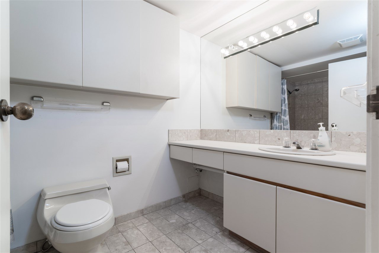 200-1819 Bellevue Ave