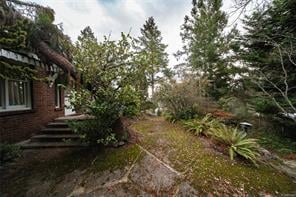 1212 Craigflower Rd