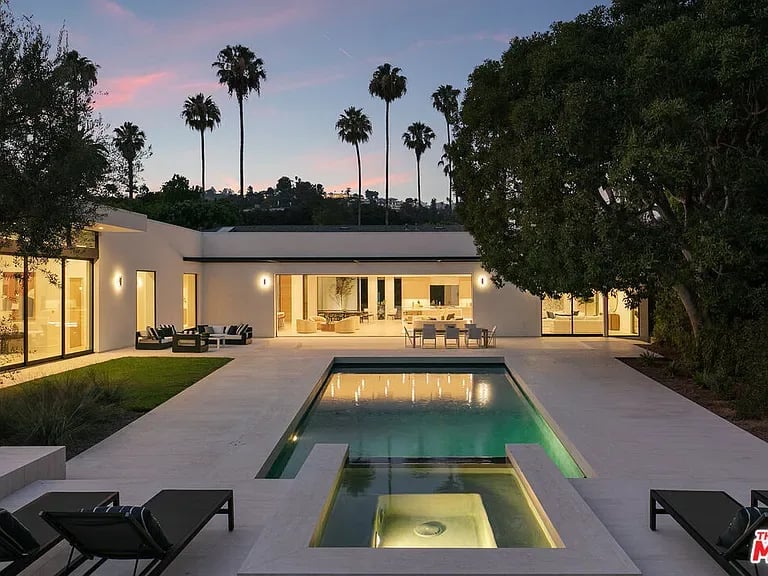 410 Doheny Rd