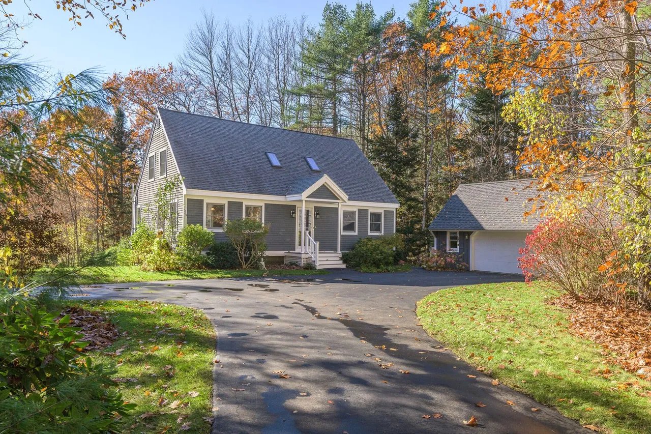 New Listing! 529 River Road, Arundel, Maine – $599,000