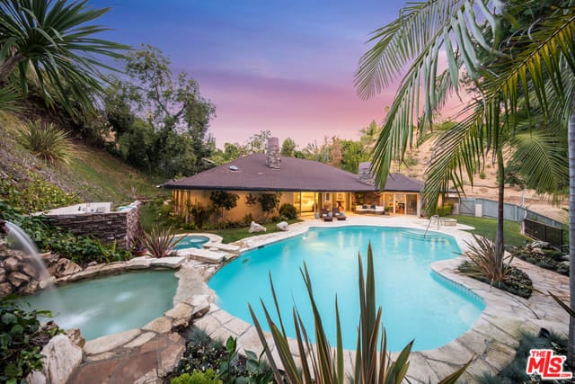 Sophisticated Mid-century Home