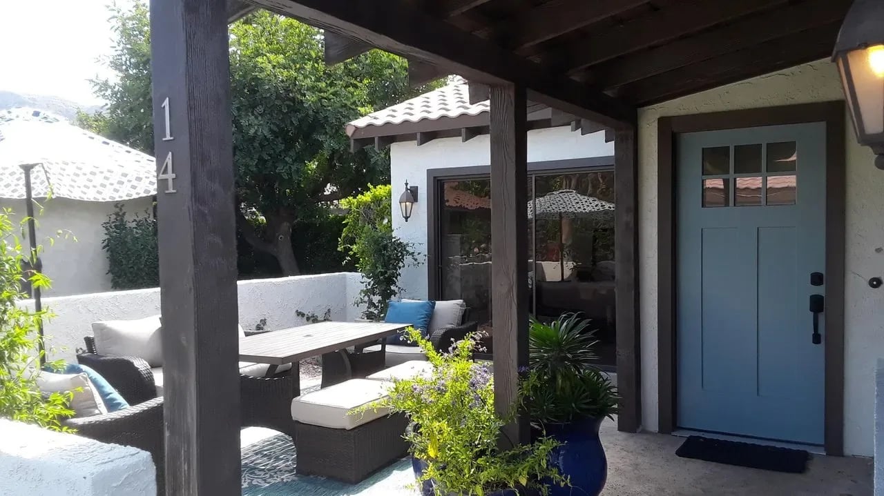 70070 Frank Sinatra Dr 14