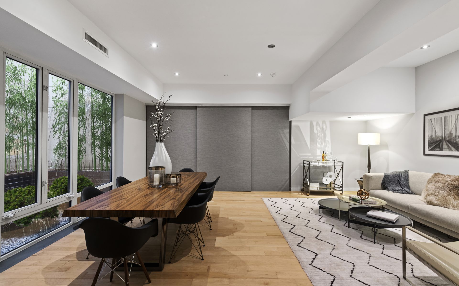 135 W 4th St, Apt 1W