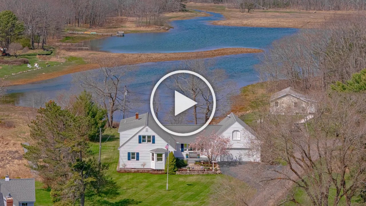 Coastal Living in the Heart of Cape Porpoise