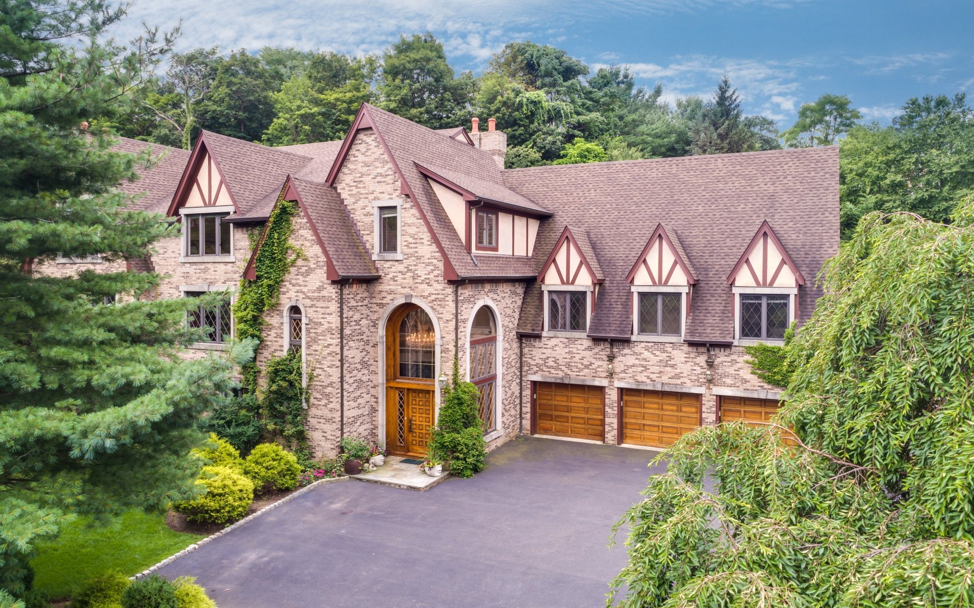 519 Hampton Hill Road