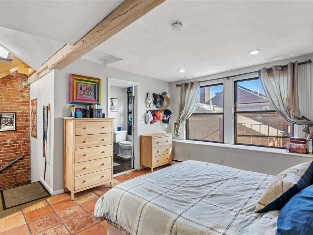 518 Shawmut Ave, #4
