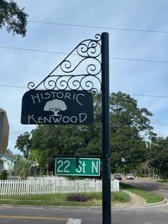 KENWOOD NEIGHBORHOOD