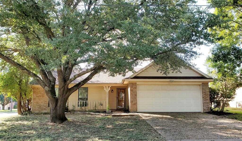1501 Clover Lane