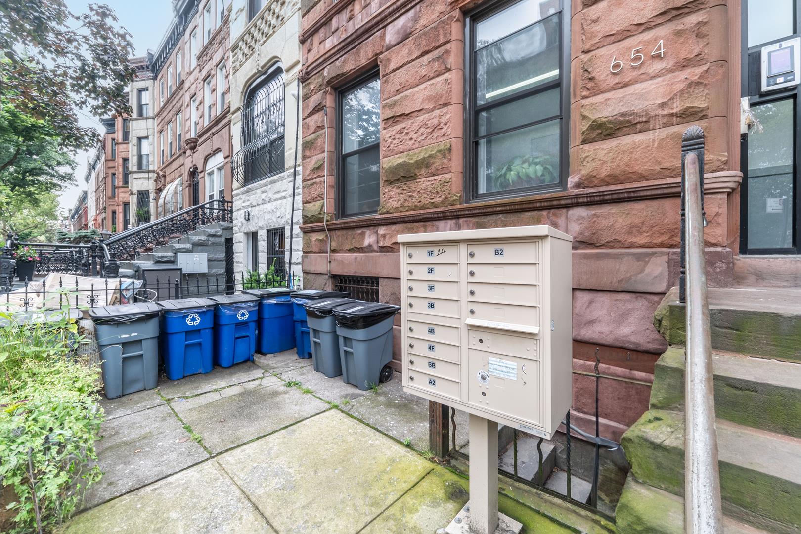 654 Putnam Avenue, Apt 3-F