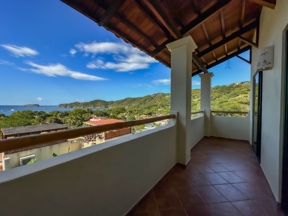 Panoramic Ocean View Townhouse in Playas del Coco