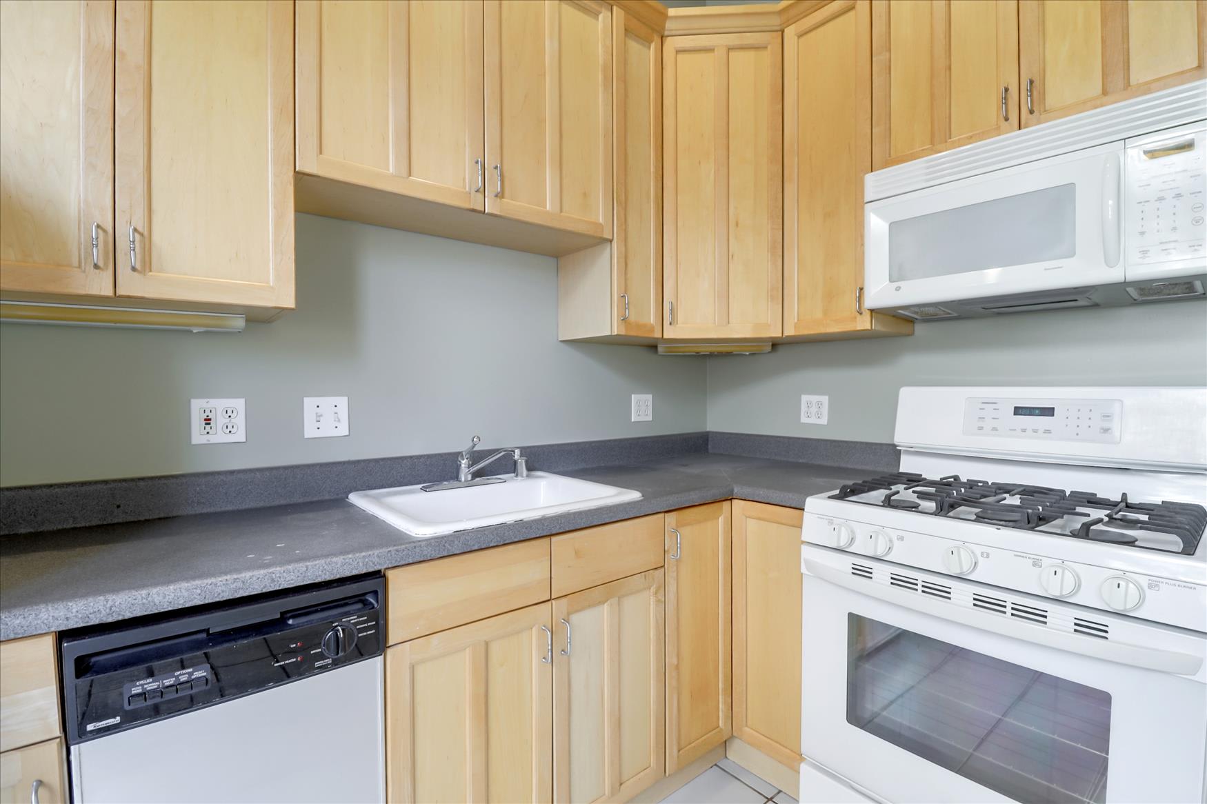 1241 Regent St, Unit A