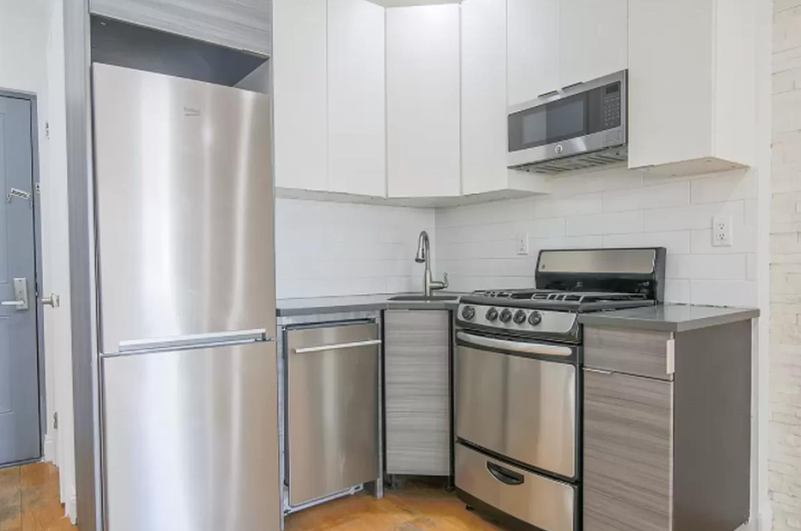 45 Carmine Street, Apt 5-E