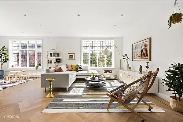 155 Noble Street Unit: 3