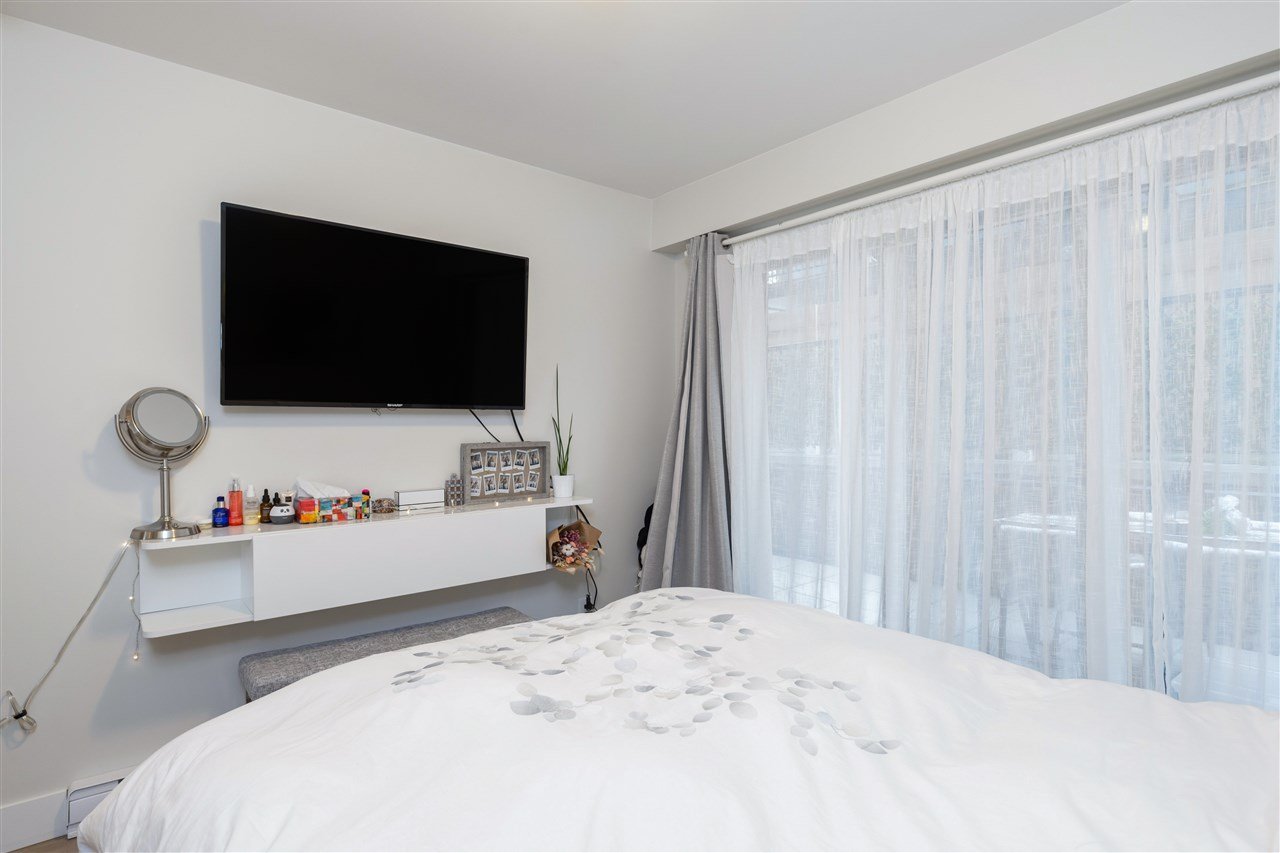 102-7180 Barnet Rd