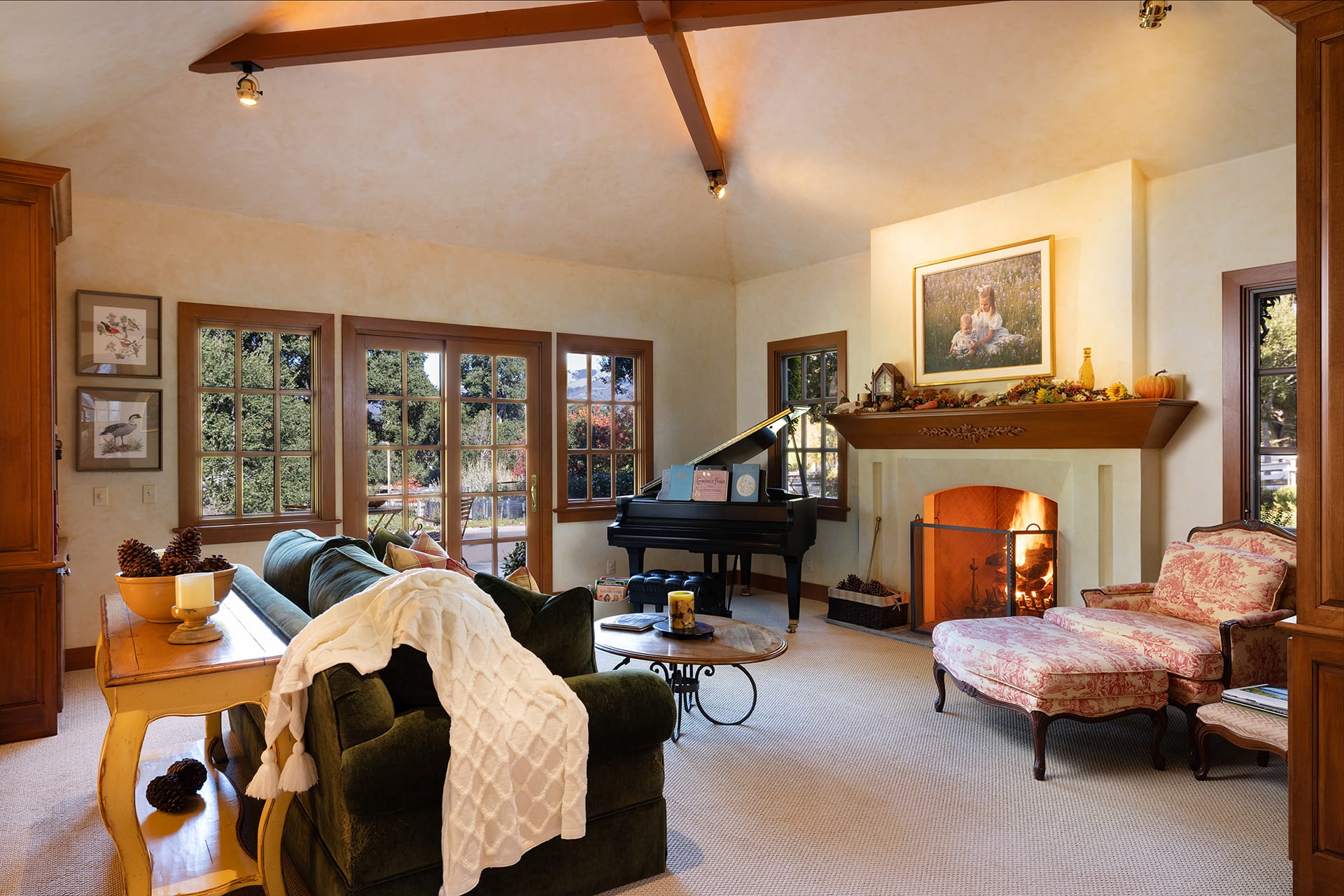 Peaceful French Country Estate - 5 Sleepy Hollow Dr