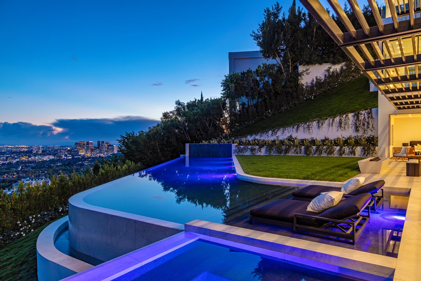 9364 BEVERLY CREST DR, Beverly Hills