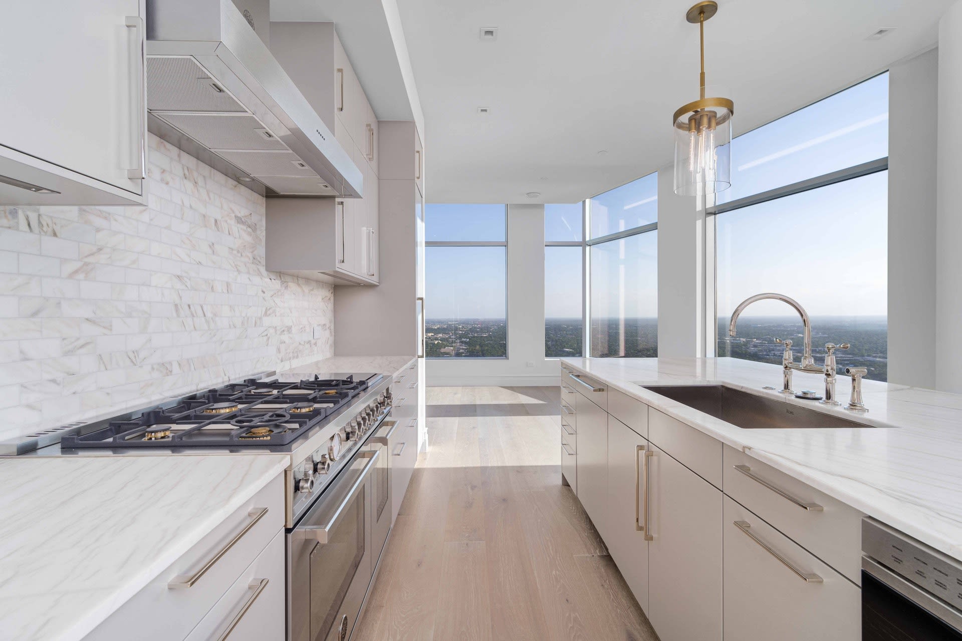 200 Congress Ave #54JP