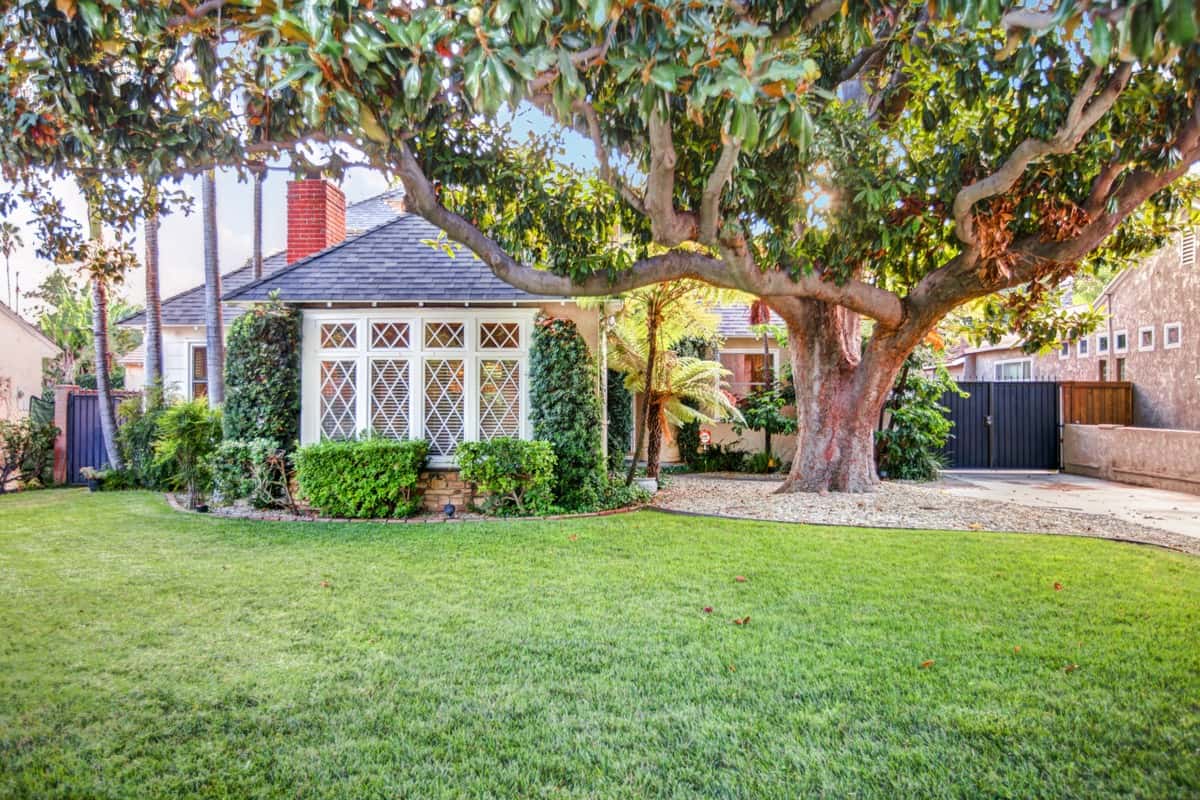 5433 Morella Ave, Valley Village, CA