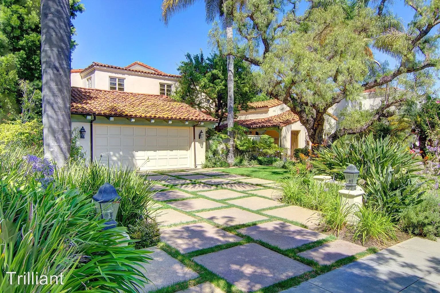 710 N Linden Dr
