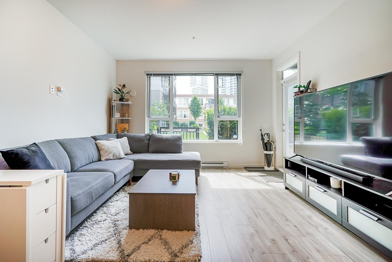 102-621 Regan Ave