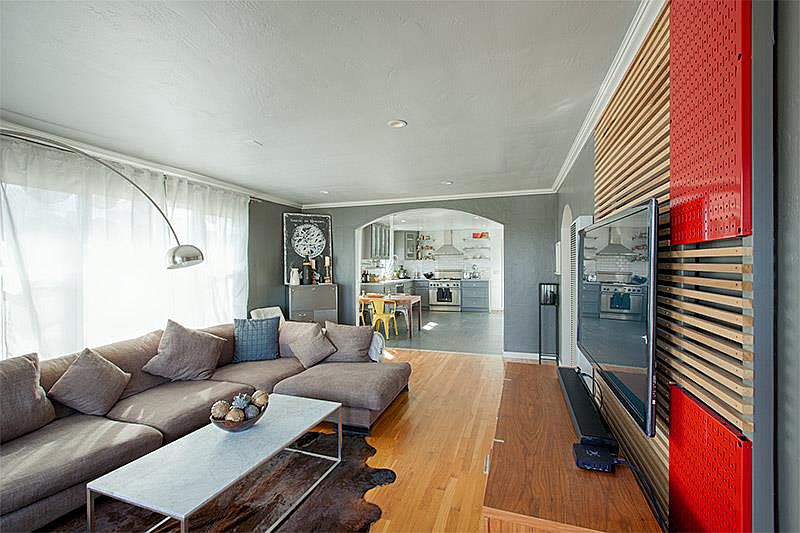 406 English Ave