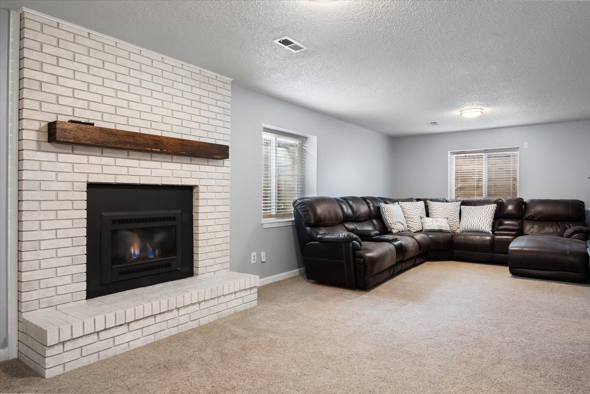 330 Hinks Court