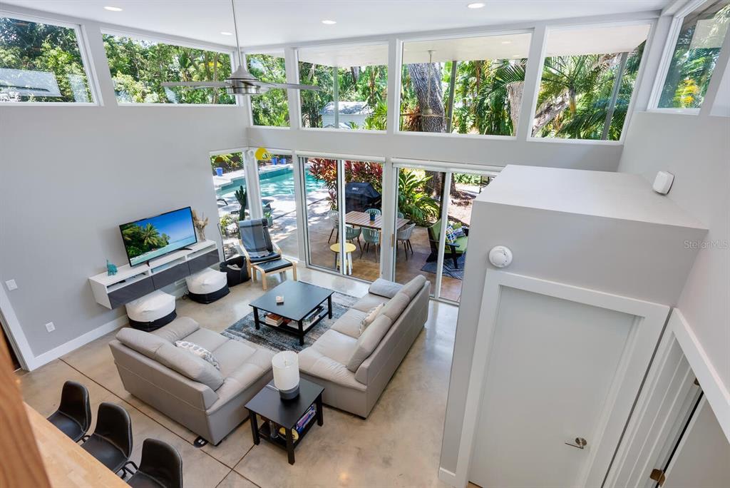 1734 Bahia Vista St