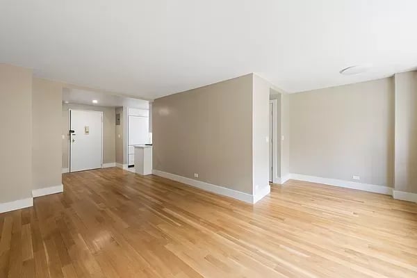 400 CENTRAL Park W Unit: 10E